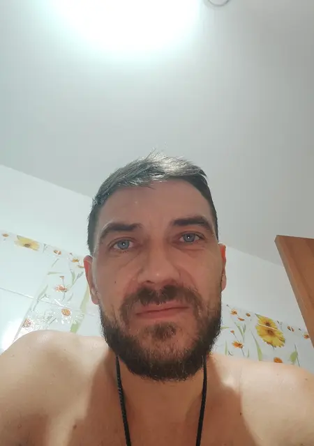 Александр из Тайшета, мне 46, познакомлюсь