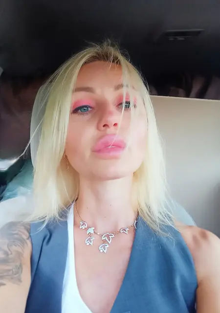 Катя из Боровичей, мне 30, познакомлюсь на одну ночь