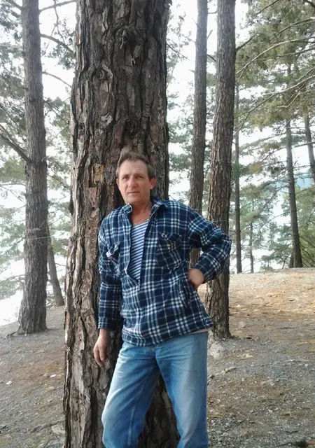 Я Дмитрий, 54, из Туапсе, ищу знакомства без обязательств