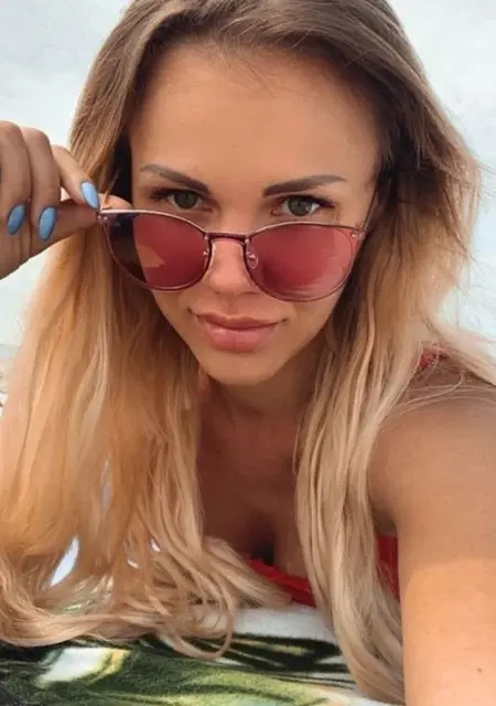 Анна из Варшавы, мне 29, познакомлюсь