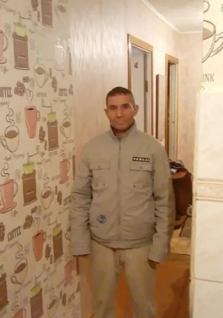 Я Николай, 47, из Междуреченска, ищу знакомства без обязательств