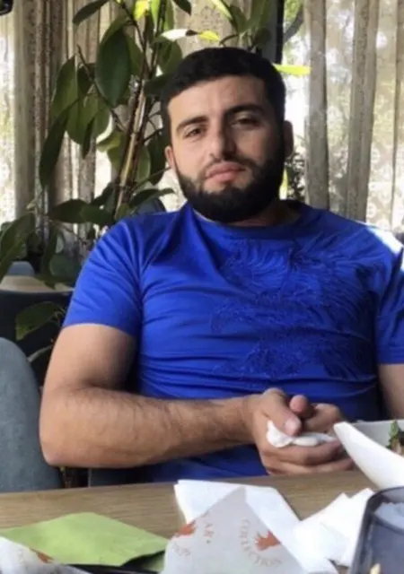 Кемран из Магадана, мне 25, познакомлюсь без обязательств