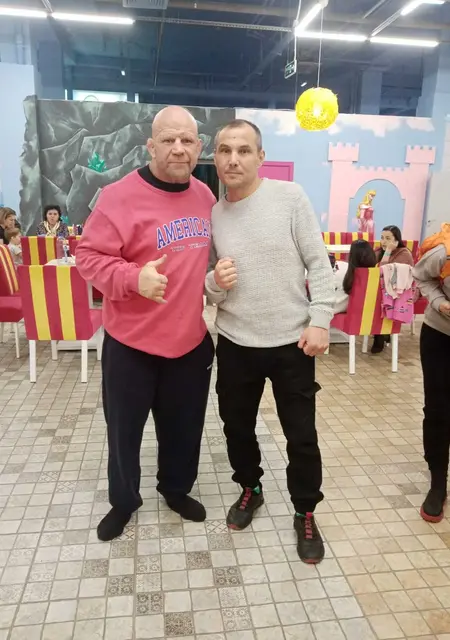 Я Рома, 49, знакомлюсь на одну ночь в Уфе