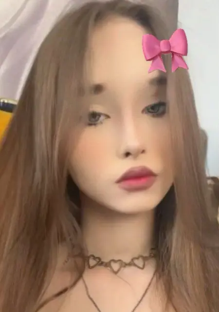 Аделина из Новороссийска, ищу на сайте общение