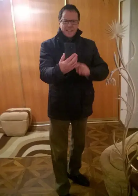 Юрий из Москвы, ищу на сайте знакомства без обязательств