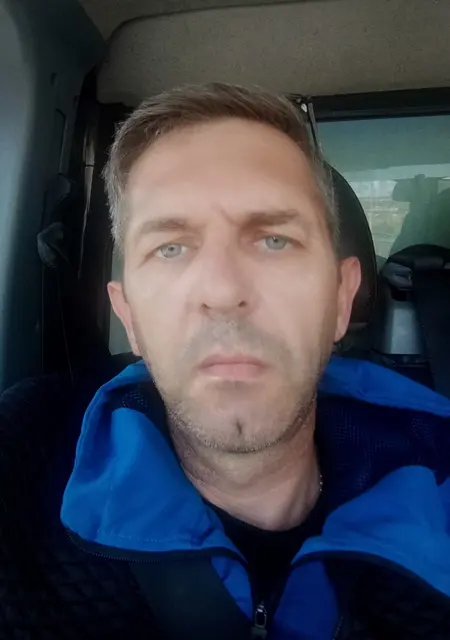 Я Олег, 40, из Симферополя, ищу знакомство для дружбы