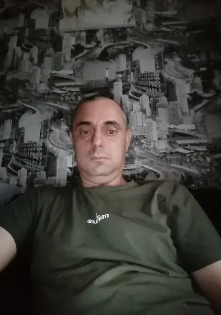 Сергей из Тамани, мне 46, познакомлюсь для постоянных отношений