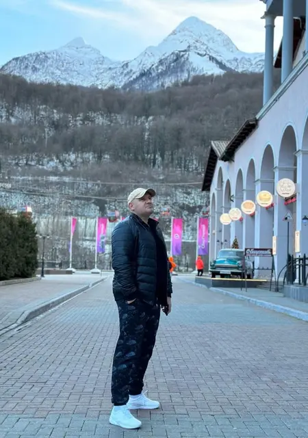 Я Александр, 39, из Воронежа, ищу знакомство для открытые отношения