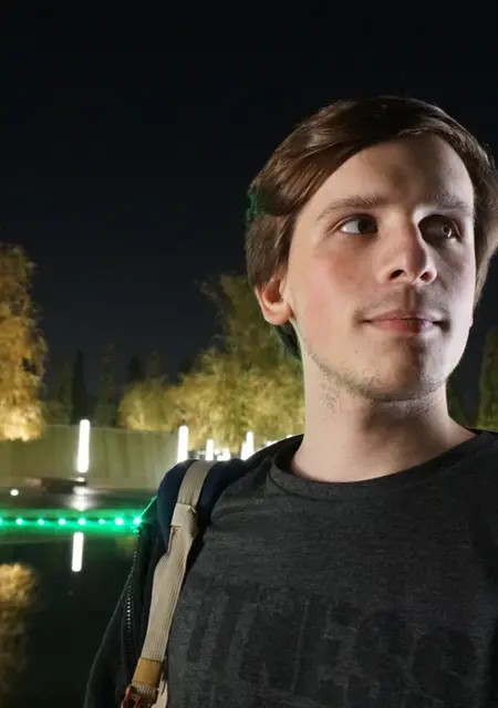 Владислав из Климовска, мне 28, познакомлюсь для приятного времяпровождения