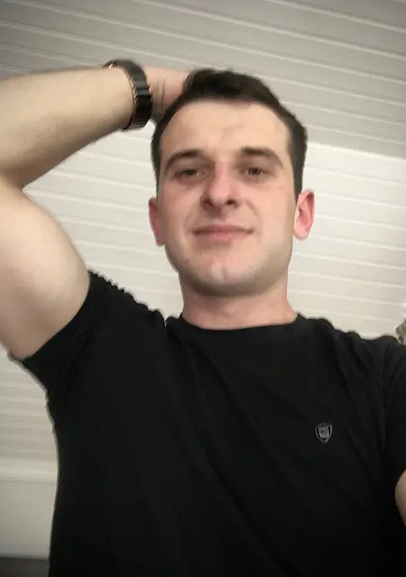 Я Николай, 30, из Подольска, ищу знакомства без обязательств