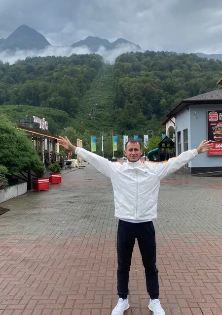 Рустам из Лениногорска, мне 33, познакомлюсь для общения