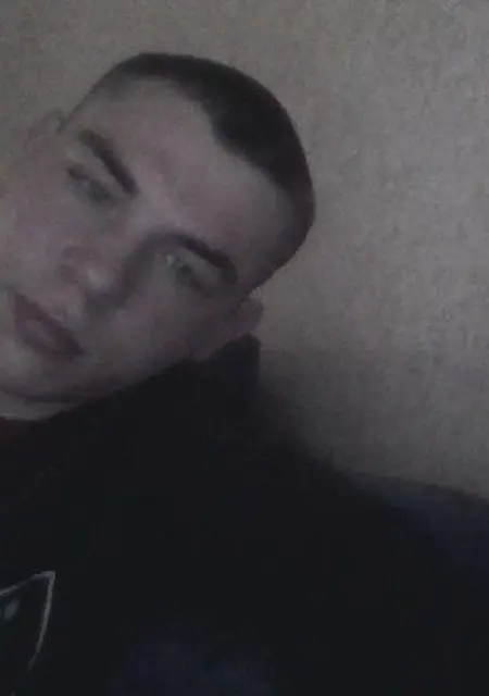 Я Дмитрий, 27, из Кстова, ищу знакомства без обязательств