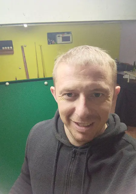 Денис из Гомеля, мне 36, познакомлюсь для постоянных отношений