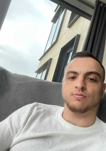 Я Лорис, 29, из Минеральных Вод, ищу знакомства без обязательств