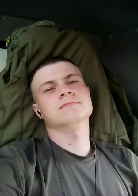 Я Константин, 28, знакомлюсь без обязательств в Евпатории