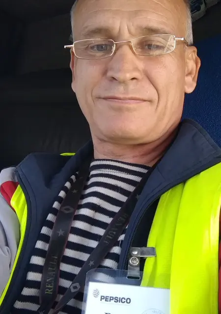 Михаил из Ростова-на-Дону, ищу на сайте общение