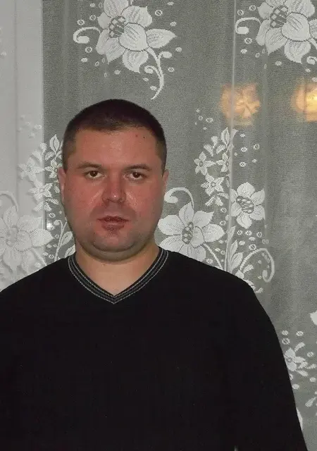 Макс из Кондрова, мне 39, познакомлюсь без обязательств