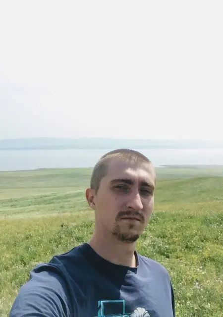 Кирилл из Железногорска, ищу на сайте знакомства на одну ночь