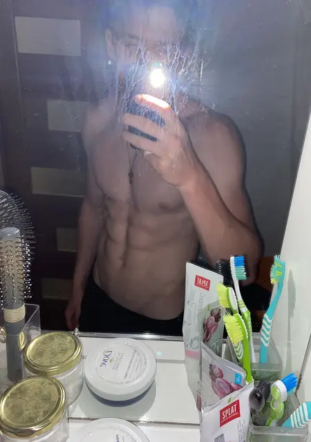 Дима з Умани, мені 24 років, познайомлюсь для вірт