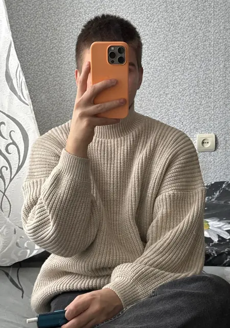 Я Андрей, 20, знакомлюсь для общения в Санкт-Петербурге