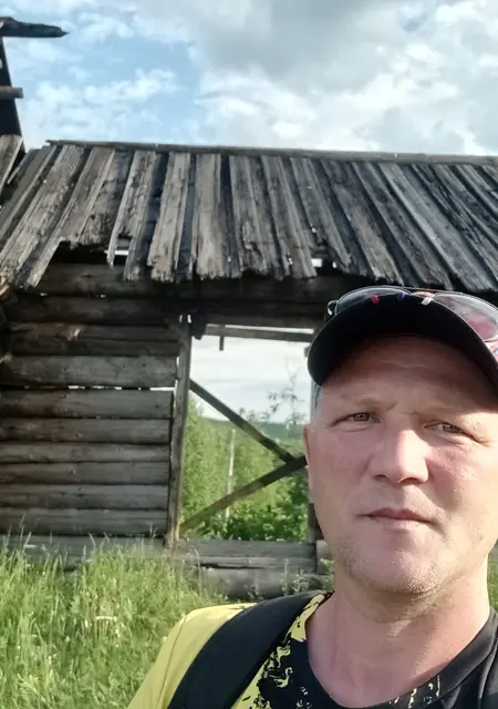 Юрий из Березников, мне 48, познакомлюсь без обязательств