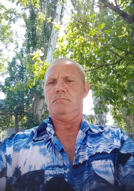 Гарик из Воронежа, мне 60, познакомлюсь без обязательств