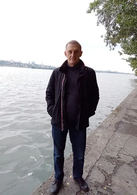 Я Сергей, 53, знакомлюсь на одну ночь в Липецке