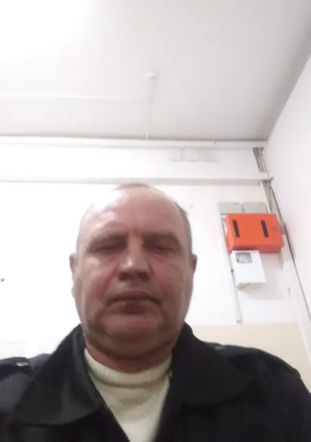 Сергей из Ессентуков, мне 53, познакомлюсь на одну ночь