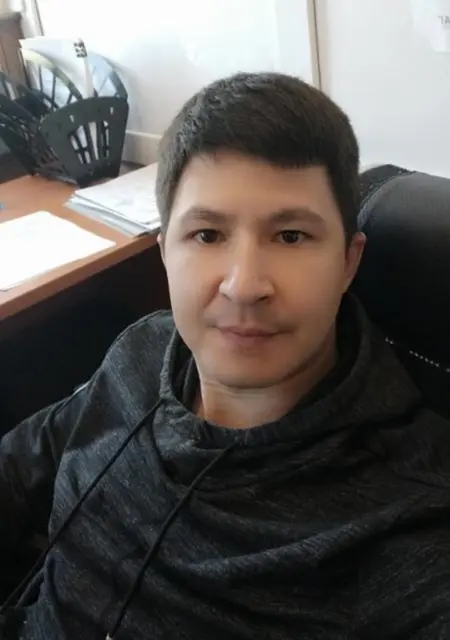 Я Андрей, 35, знакомлюсь для приятного времяпровождения в Нижнекамске