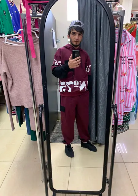 Мансур из Крымска, мне 28, познакомлюсь на одну ночь