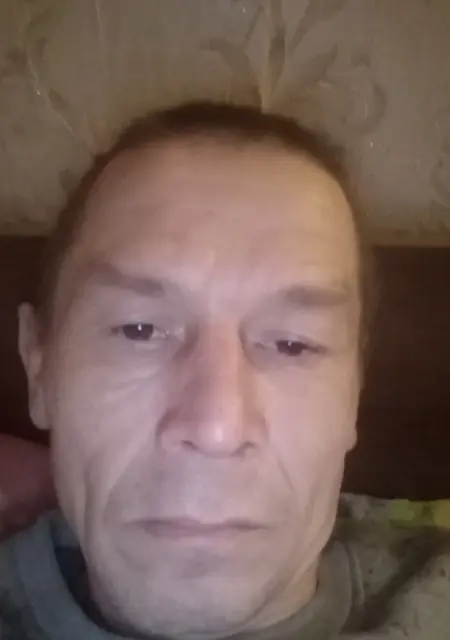 Павел из Кирова, ищу на сайте знакомства на одну ночь