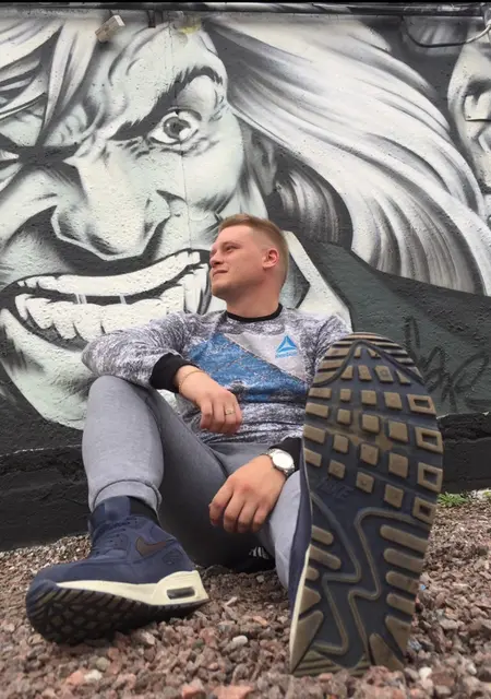 Денис из Магнитогорска, ищу на сайте общение