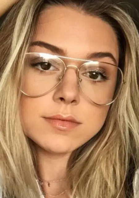 Алена з Маріуполя, мені 25 років, познайомлюсь на одну ніч