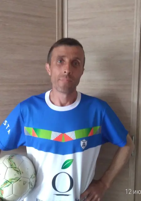 Я Андрей, 43, знакомлюсь без обязательств в Самаре