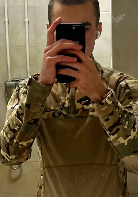 Никита из Щелково, мне 20, познакомлюсь на одну ночь