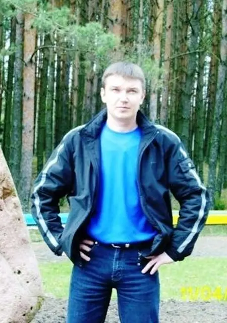 Я Анатолий, 48, из Нового Уренгоя, ищу знакомства без обязательств