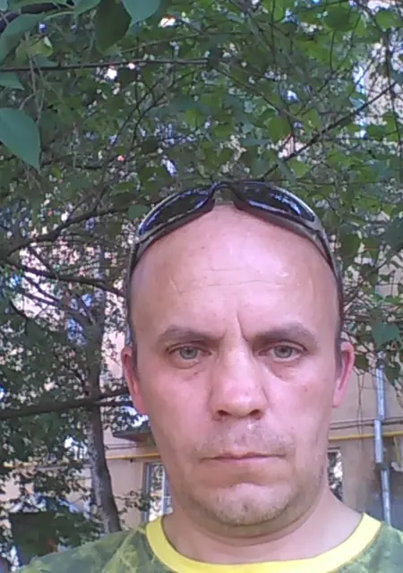 Я Николай, 51, из Вологды, ищу знакомства без обязательств