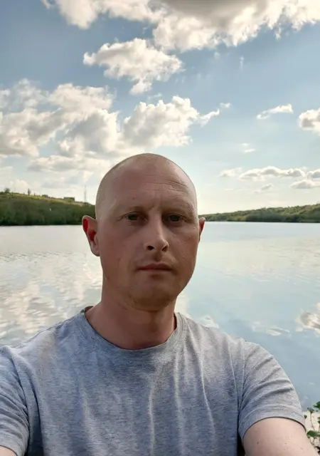 Дима из Воркуты, мне 40, познакомлюсь на одну ночь