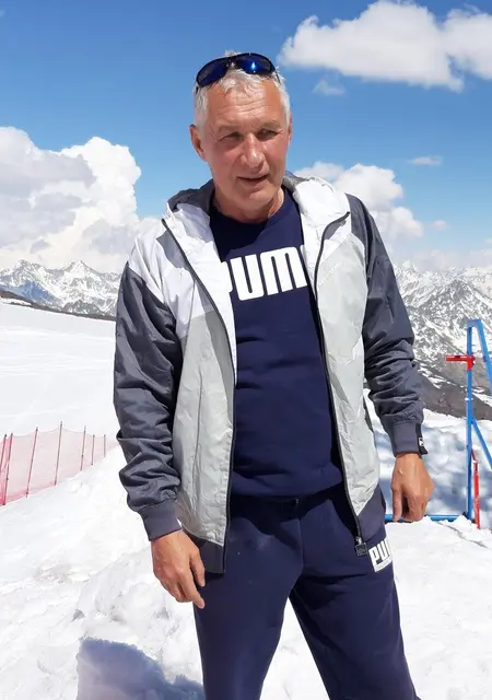 Я Юрий, 51, из Одинцова, ищу знакомства на одну ночь