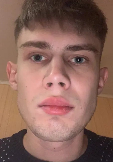 Александр из Солнечногорска, мне 27, познакомлюсь на одну ночь