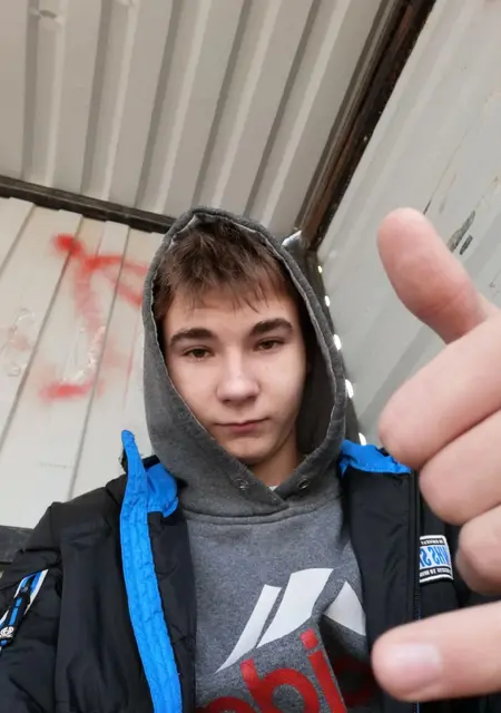 Я Анатолий, 19, знакомлюсь для общения в Абакане