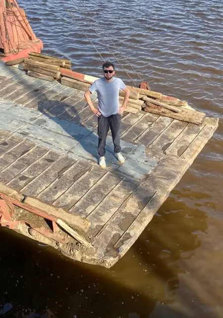 Я Дима, 29, знакомлюсь на одну ночь в Москве