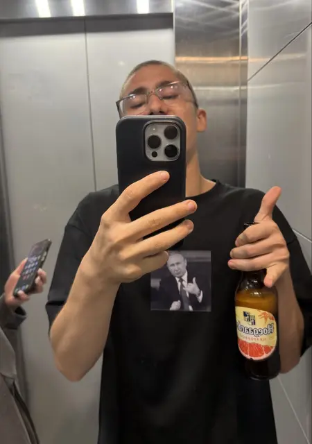 Я Влад, 19, из Люберец, ищу знакомства без обязательств