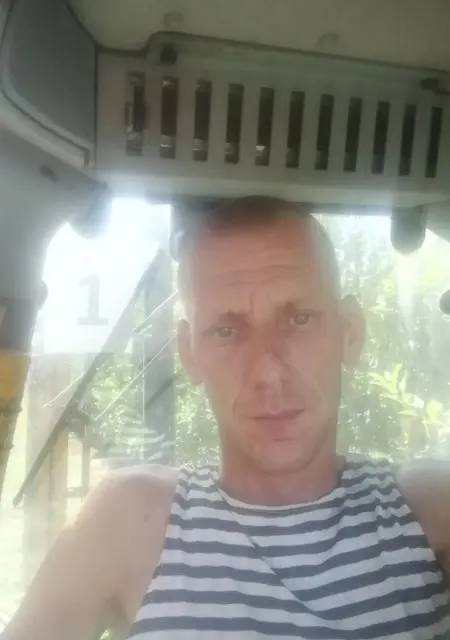 Я Сергей, 34, знакомлюсь без обязательств в Крымске