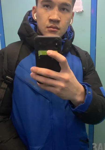 Григорий из Новокузнецка, мне 21, познакомлюсь без обязательств