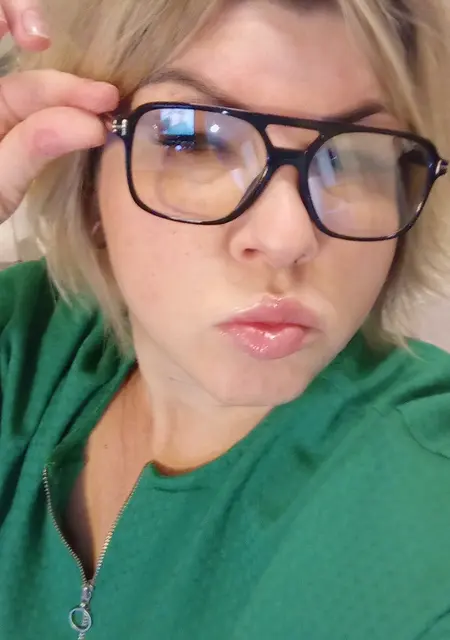 Елена из Химок, мне 46, познакомлюсь без обязательств