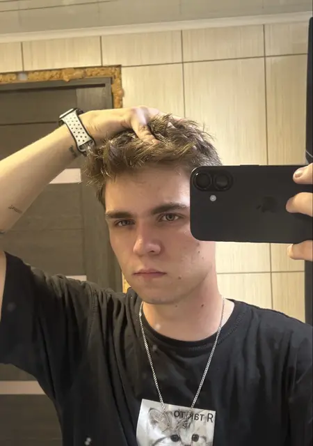 Я Вадим, 20, из Самары, ищу знакомство для дружбы