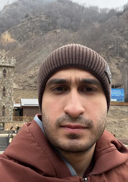 Я Аслан, 23, из Москвы, ищу знакомство для совместных путешествий
