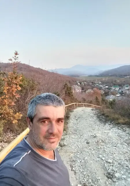 Я Александр, 48, из Архипо-Осиповки, ищу знакомства на одну ночь