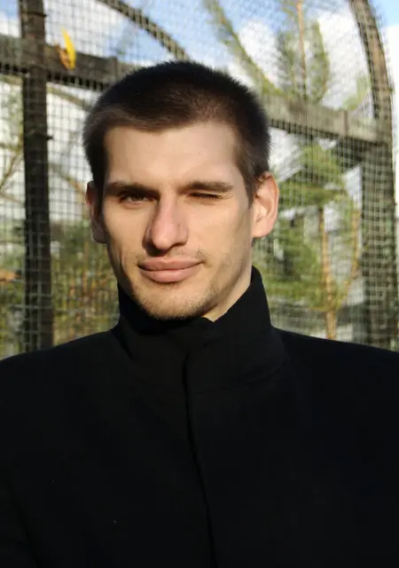 Я Денис, 40, знакомлюсь без обязательств в Великом Новгороде